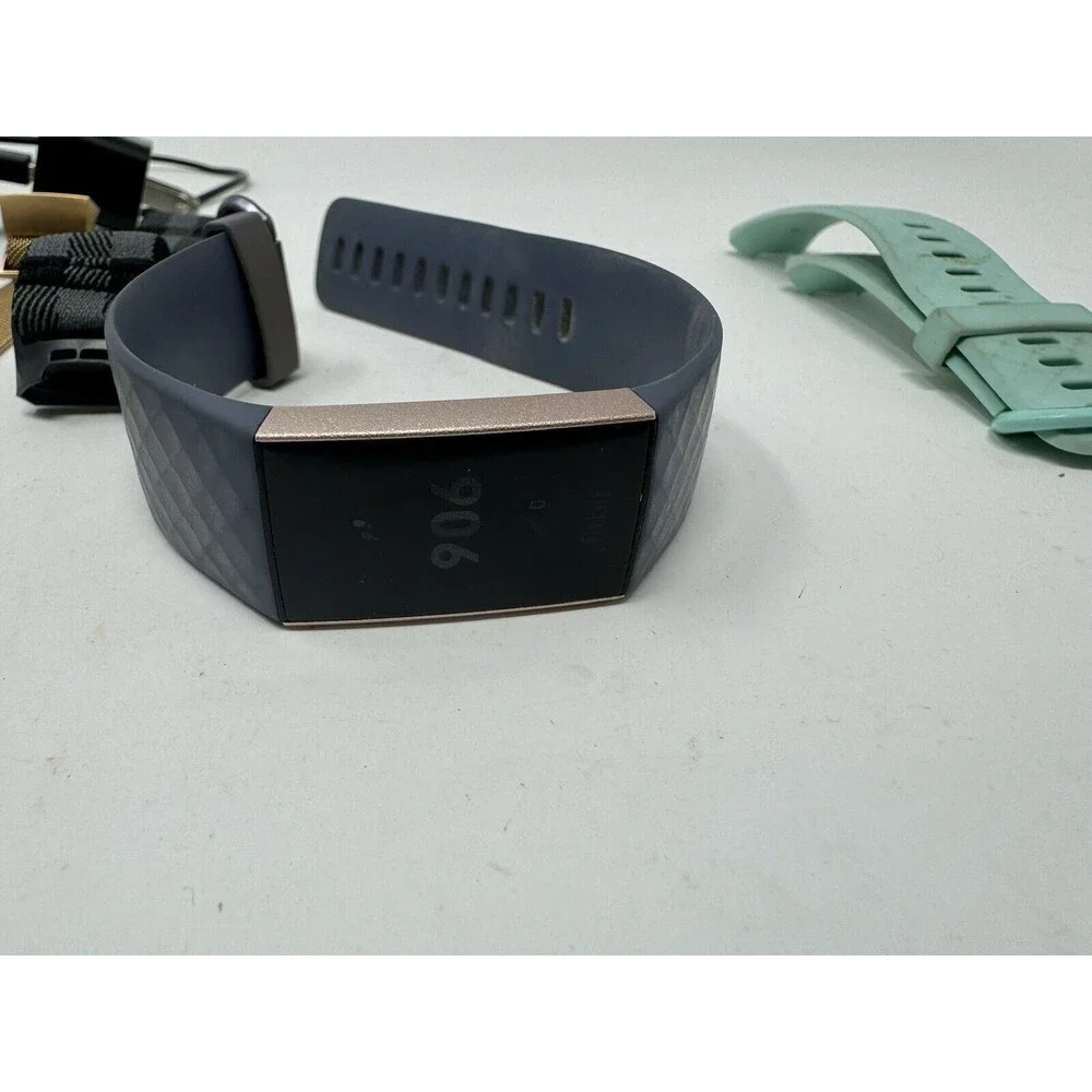 Fitbit Charge 3 Fitness w/ 6 wrist bands & *charger*